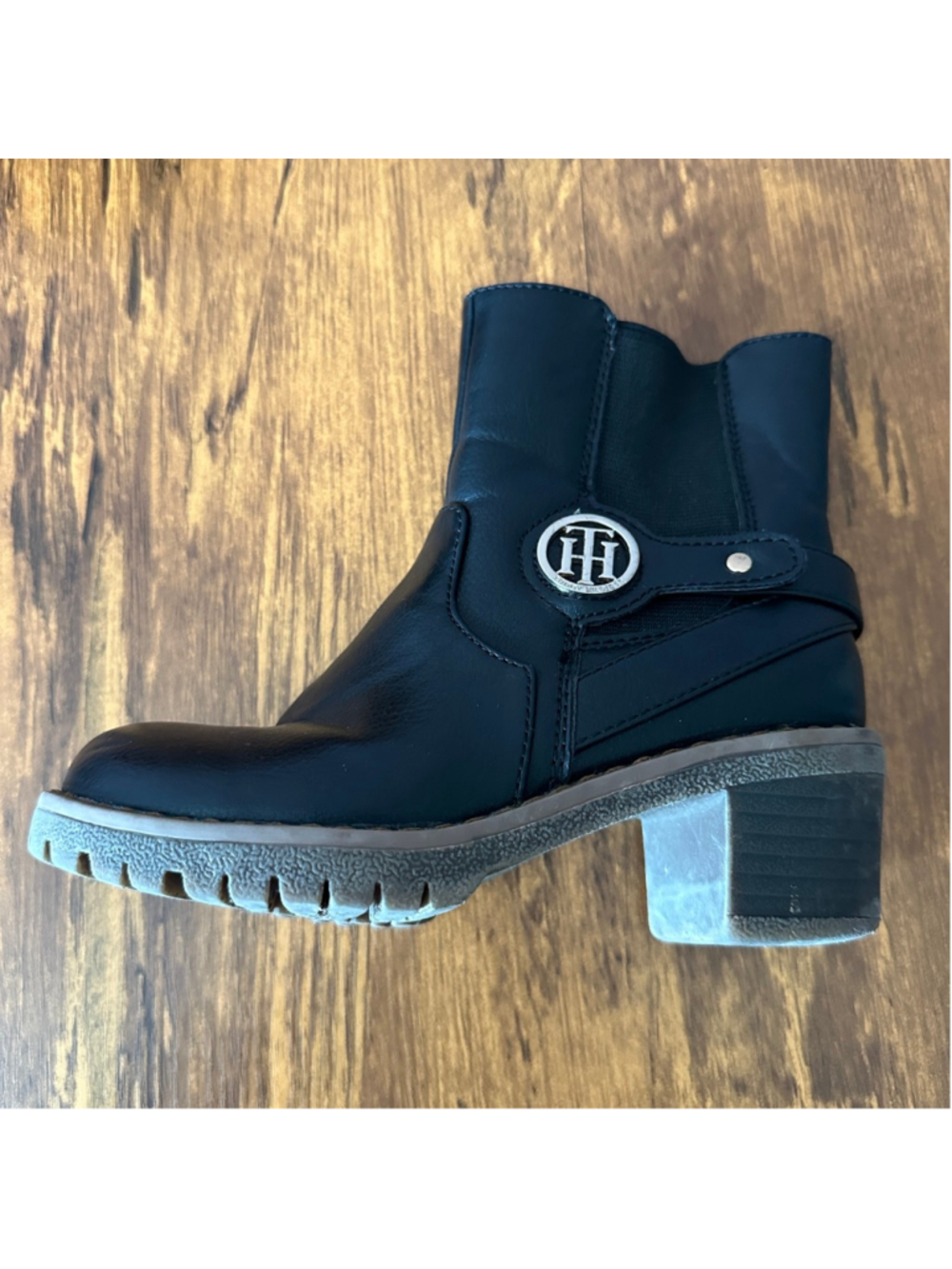 Tommy Hilfiger Teri Maverick Ankle Boots Girls 11 Black Lug Sole Booties - Picture 6 of 9